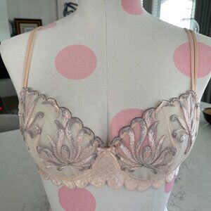 Simone Perele Luxurious Underwire Lace Bra 14B330 Scalloped Edge Pink Silver 32D